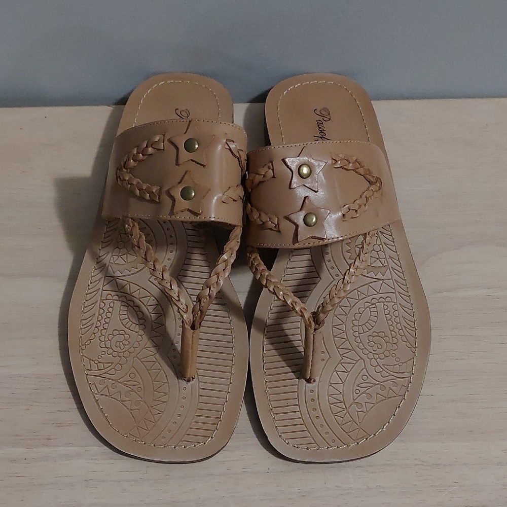 NWT Passofino Leather Tan Braided Sandals with Star Accents Size 9